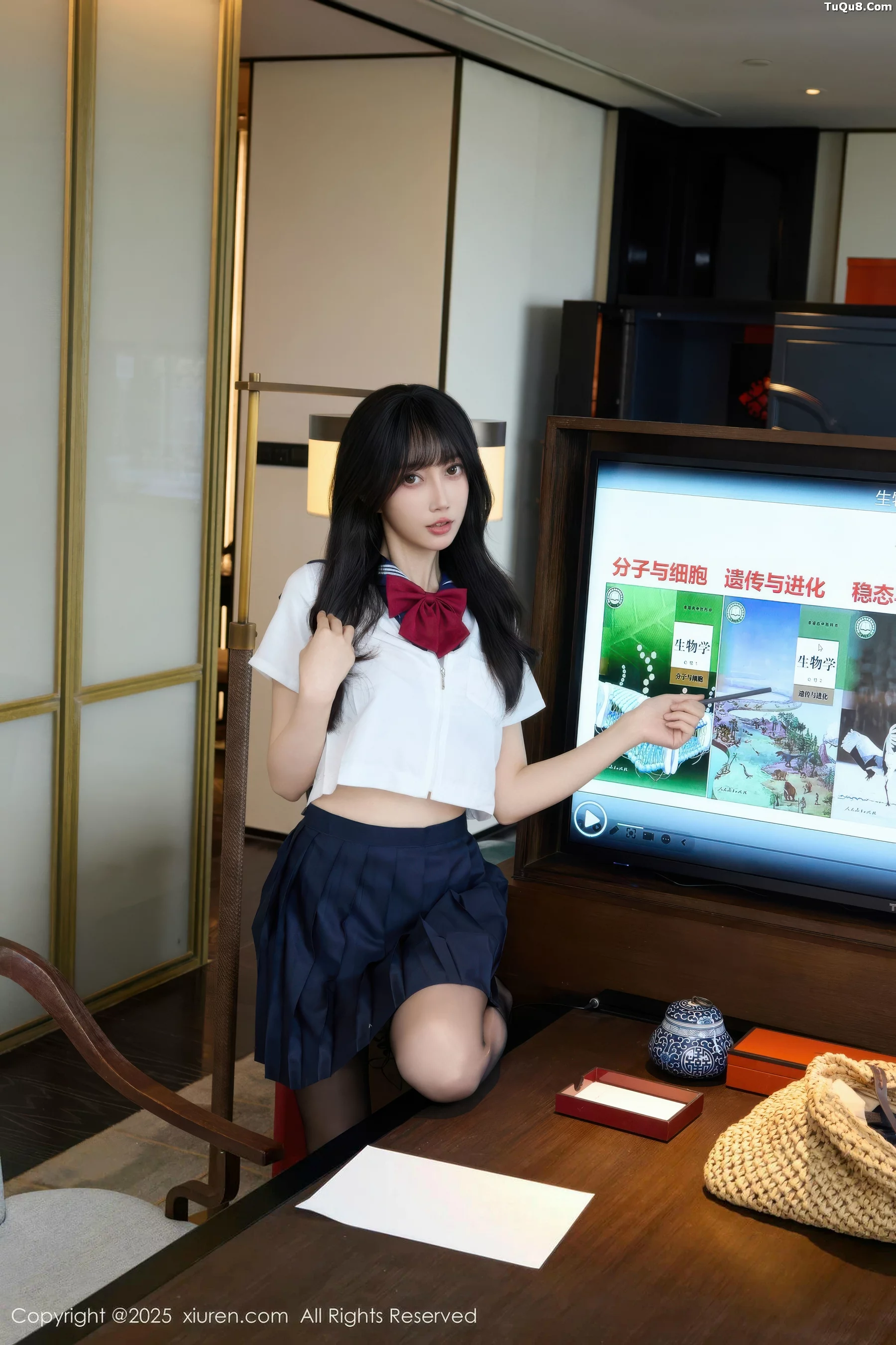 Xgyw.Org_[XiuRen秀人网]No.10766_模特玥儿玥er私房性感JK制服配超薄黑丝秀曼妙身姿迷人诱惑写真68P