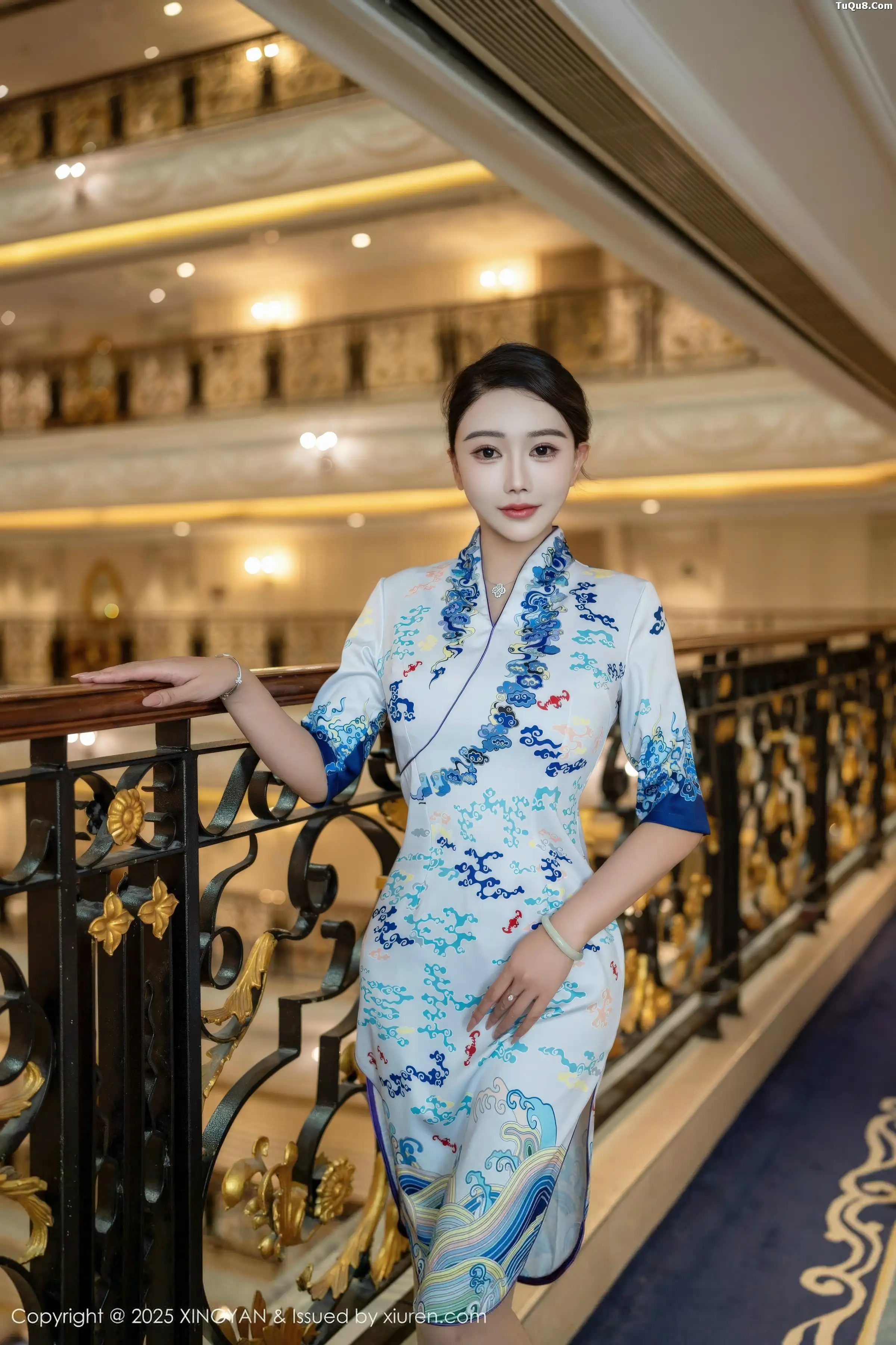 Xgyw.Org_[XINGYAN星颜社]VOL.435_模特李若汐浅色旗袍露红色内衣配超薄肉丝秀惹火身段诱惑写真76P