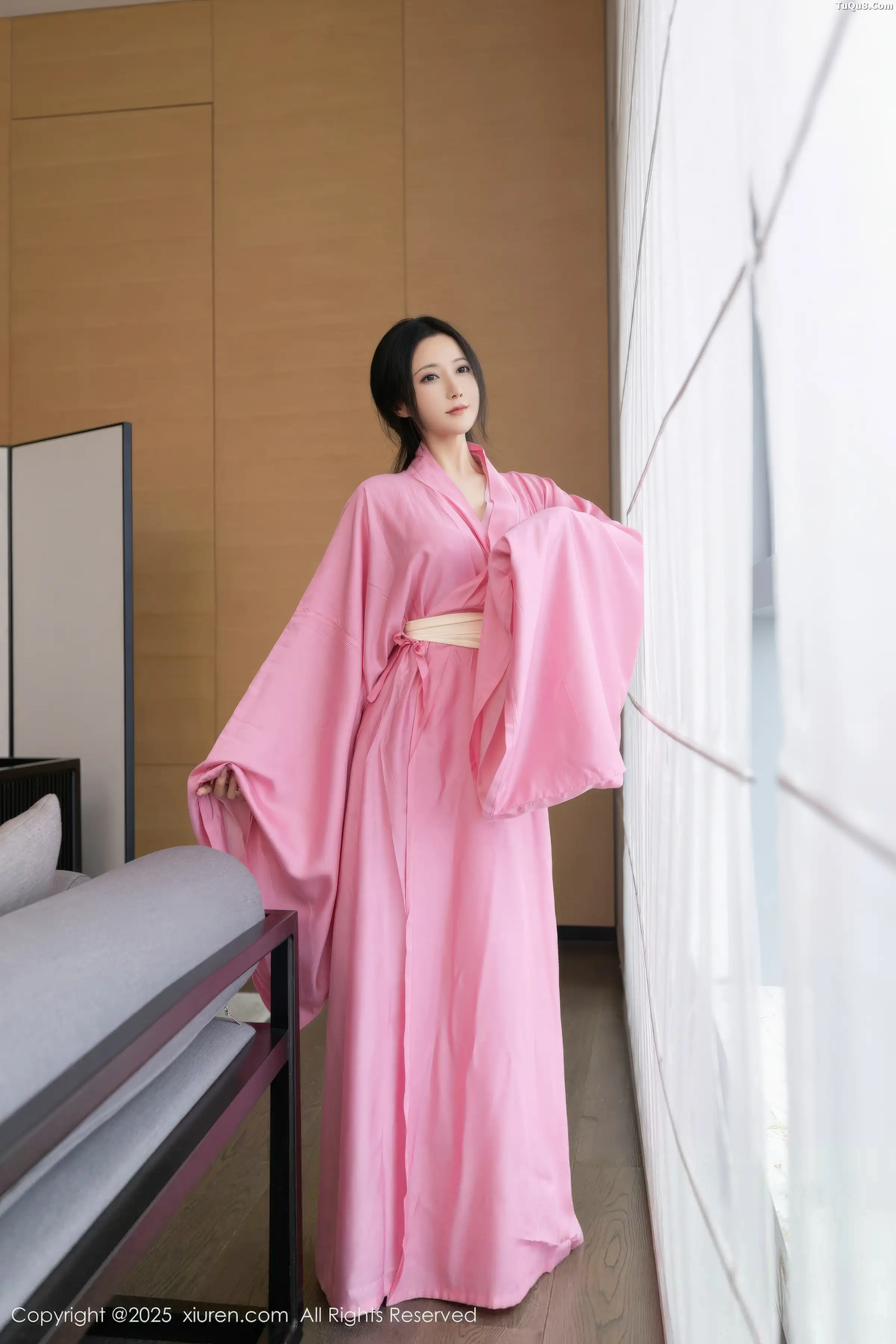 Xgyw.Org_[XiuRen秀人网]No.11049_模特鱼子酱Fish性感粉色月影纱配超薄肉丝秀曼妙身姿诱惑写真82P