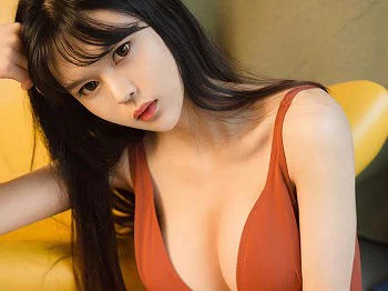 [Ugirls爱尤物]No.1339_嫩模桃香子私房高叉连体内衣系列秀完美身材爆乳诱惑写真35P