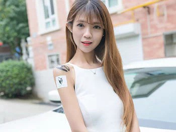 [PartyCat轰趴猫]No.002_轰趴猫户外香车美女系列第二期性感美女PK写真33P