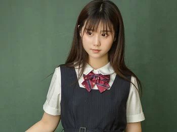 [喵糖映画]Vol.004_钢琴美少女居家JK制服黑色连身裙配黑色腿袜清爽写真40P