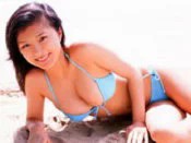 日本女优爱衣诱人肌肤性感写真18P