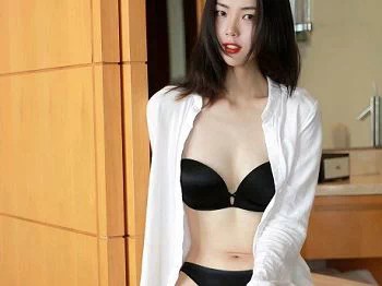 [MFStar模范学院]Vol.371_嫩模噜噜妞儿经典职场0L主题黑短裙配黑丝裤袜诱惑写真56P