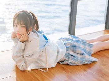[喵糖映画]Vol.241_白衬衣美少女窗边的海主题私房性感格子裙秀美腿迷人写真30P