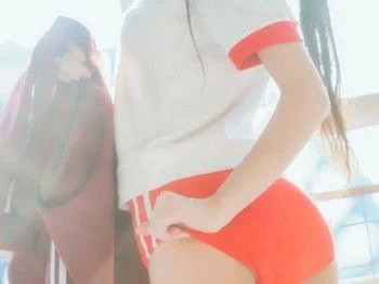 [喵糖映画]Vol.308_红色体操服妹子健身房性感短裤配白丝袜秀美腿迷人写真44P
