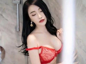 XiuRen第2939期_女神Cherry绯月樱私房浴室性感红色蕾丝内衣配黑丝裤袜诱惑写真53P