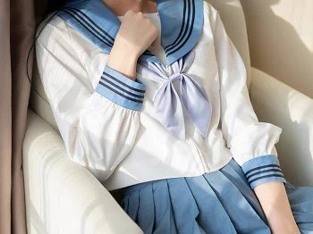 [喵糖映画]Vol.399_JK制服少女清晨阳光主题性感百褶裙下白色腿袜秀美腿诱惑写真29P