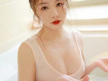 [MFStar模范学院]Vol.494_嫩模婠婠么私房浴缸粉色高叉连体衣湿身秀火辣身材诱惑写真37P
