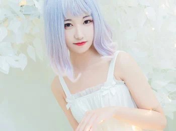 [喵糖映画]Vol.411_白纱裙美少女私房小灯下性感薄纱透视秀美腿迷人诱惑写真38P