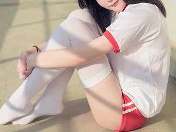 [喵糖映画]Vol.434_短发美少女校园运动会主题性感运动服配白丝袜迷人诱惑写真47P