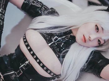 网络美女BamBi-Poisonous