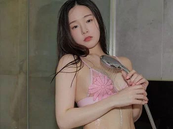 [Artgravia]Vol.082_韩国美女Pia私房性感开档连体黑丝+浴室粉色内衣迷人诱惑写真75P