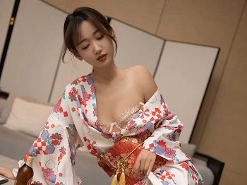 XiuRen第4349期_模特唐安琪江浙沪旅拍日料情景主题脱和服露蕾丝内衣诱惑写真88P