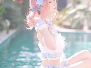 网络美女花柒Hana夏日甜芯泳装主题泳池边性感泳装秀完美身材迷人诱惑写真37P