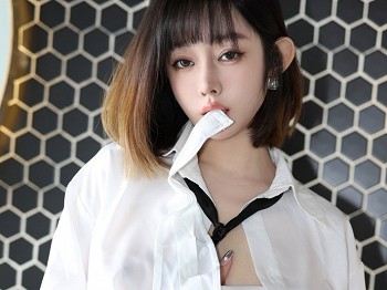[YouMi尤蜜荟]Vol.1094_女神王雨纯性感白T配黑短裙露超薄黑丝秀完美身材撩人诱惑写真77P