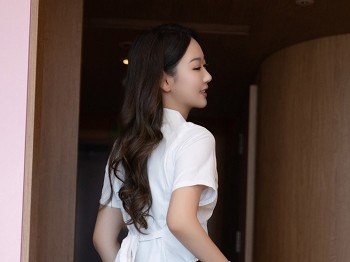 XiuRen第9174期_模特唐安琪私房JK制服配开档黑丝露性感内衣秀曼妙身姿诱惑写真84P