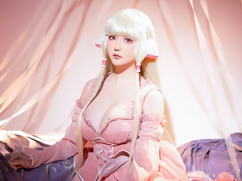 Coser小姐姐星之迟迟人形电脑天使心主题性感粉色薄纱连衣短裙秀丰胸美腿诱惑写真53P
