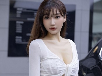 XiuRen第9181期_模特陆萱萱性感白色情趣内衣配超薄黑丝秀曼妙身姿撩人诱惑写真80P