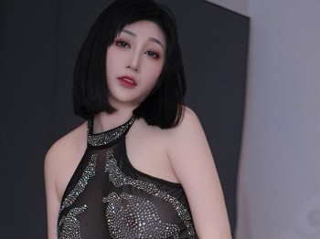 XiuRen第9308期_女神妲己_Toxic性感黑色轻透连衣短裙秀丰腴身姿惹火诱惑写真57P