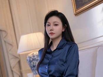 XiuRen第9543_模特安然anran性感蓝色情趣内衣配黑丝吊袜秀柔美身段诱惑写真80P