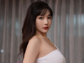 XiuRen第9625期_模特陆萱萱性感白色礼裙配白色丝袜半脱秀曼妙身姿撩人诱惑写真80P