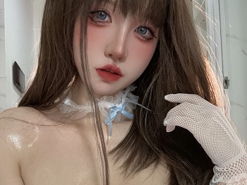 鬼马少女阿薰kaOri蓝色奶油蛋糕主题私房性感薄纱情趣服饰配白丝网袜秀美腿诱惑写真24P