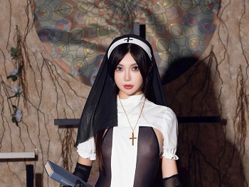 XiuRen第9774期_女神绮里嘉ula性感修女服饰配超薄连体黑丝秀完美身材诱惑写真79P