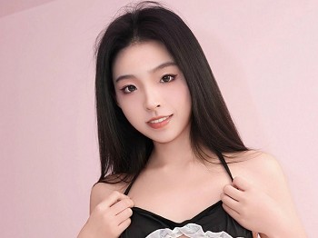 [FeiLin嗲囡囡]VOL.500_模特芝樱性感黑色女仆装扮配黑色丝袜秀曼妙身姿撩人诱惑写真84P