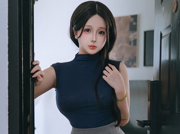 Cosplay美女日奈娇嫂子主题性感黑色带子情趣服饰+白色内衣秀丰腴身材撩人诱惑写真179P