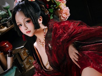 Cosplay美女日奈娇战国妖姬主题性感红色服饰露红色三点式内衣秀惹火身材诱惑写真180P