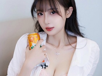 XiuRen第10067期_模特樱桃小阑子性感白色上衣配黑短裙秀曼妙身姿迷人诱惑写真83P