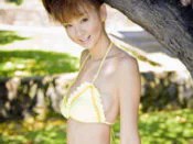 日本知名女优性感内衣写真10P