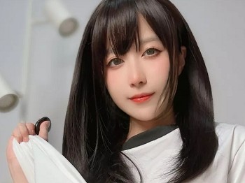 Coser美女布丁大法Perohub-12月订阅主题私房性感6套服饰系列秀翘臀美腿诱惑写真130P