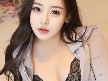 XiuRen第10243期_模特希雅sia性感灰色OL服饰露黑色内衣配超薄黑丝极致魅惑写真82P