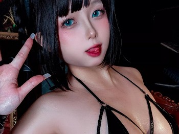 Cosplay美女日奈娇魔王主题私房性感黑色皮质三点式连体内衣秀惹火身材撩人诱惑写真90P