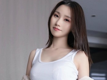 [XiuRen秀人网]No.10428_模特杏子Yada性感浅色短裙露超薄肉丝秀曼妙身姿迷人诱惑写真60P