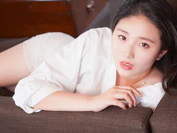 [MICAT猫萌榜]VOL.004_嫩模画画sugar居家纯白衬衣白色蕾丝内裤秀白嫩肌肤写真50P