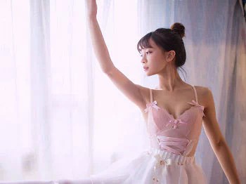 [GIRLT果团网]NO.044_粉色糖果萌萌女居家蕾丝连体衣透视+暗色捆绑艺诱惑写真39P