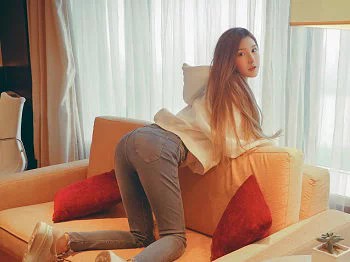 [RUISG瑞丝馆]VOL.045_清纯小妞M梦baby柔情私房发布居家甜美迷人清爽写真40P